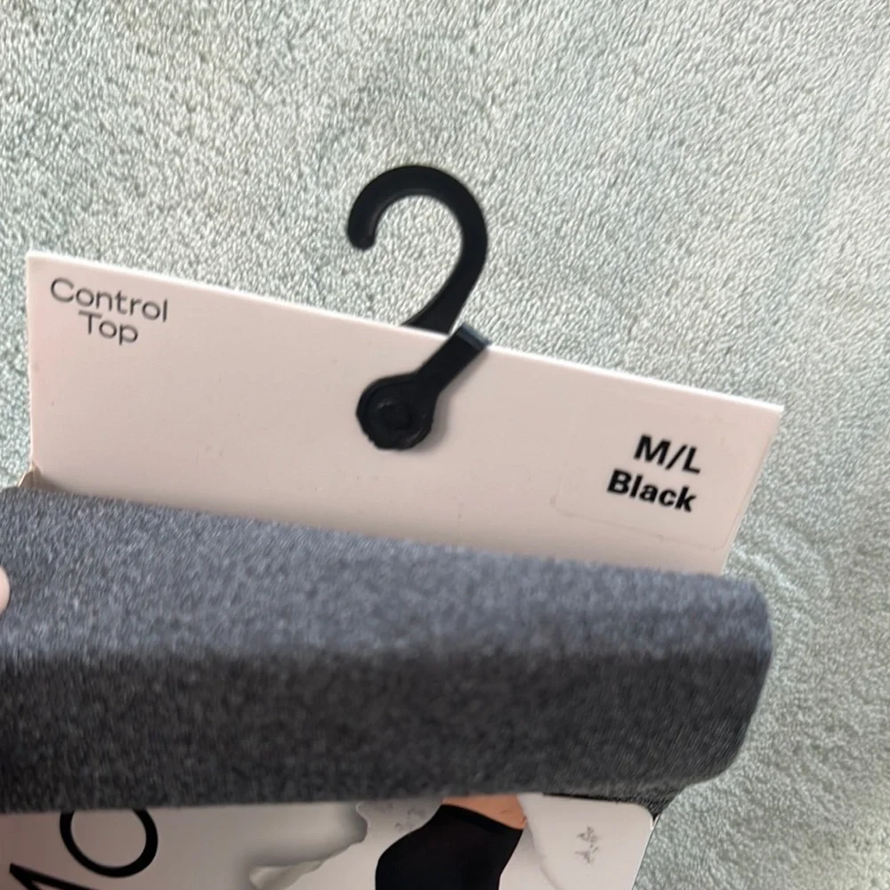 NWT Heather Opaque Heather Tights Size M/L